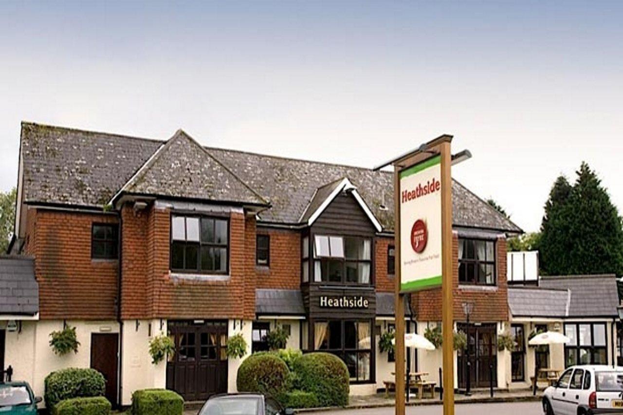 Premier Inn Epsom South Bagian luar foto